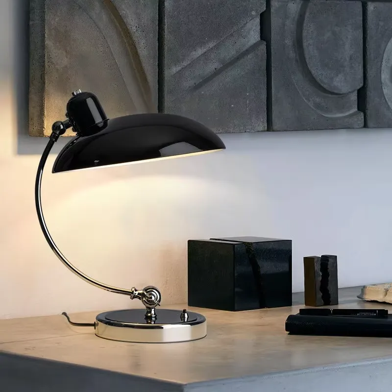 Modern Cordless Iron Desk Lamp - Solar Lamp recension och pris